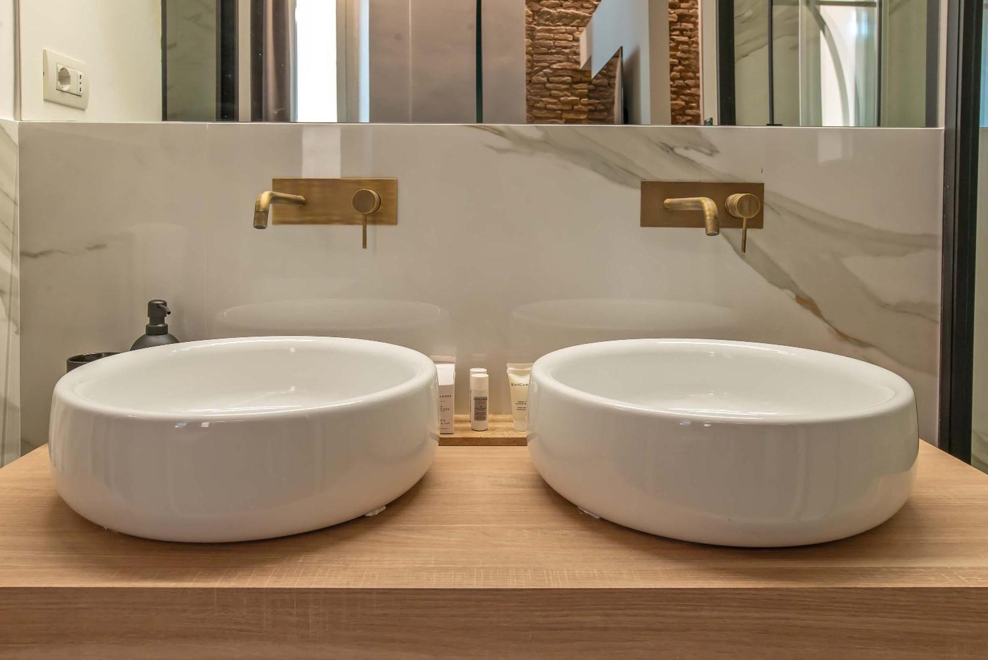 Ora Acanfora Suites Roma Ngoại thất bức ảnh